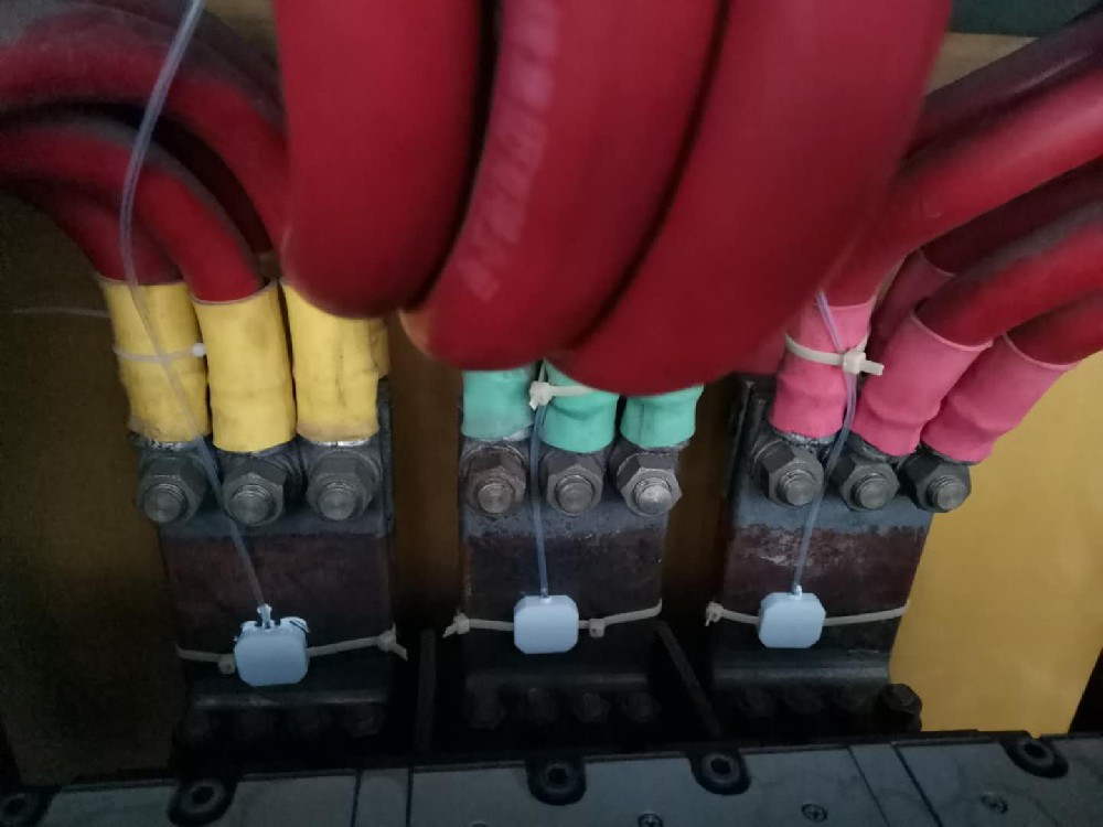 高壓開關柜母排光纖測溫裝置